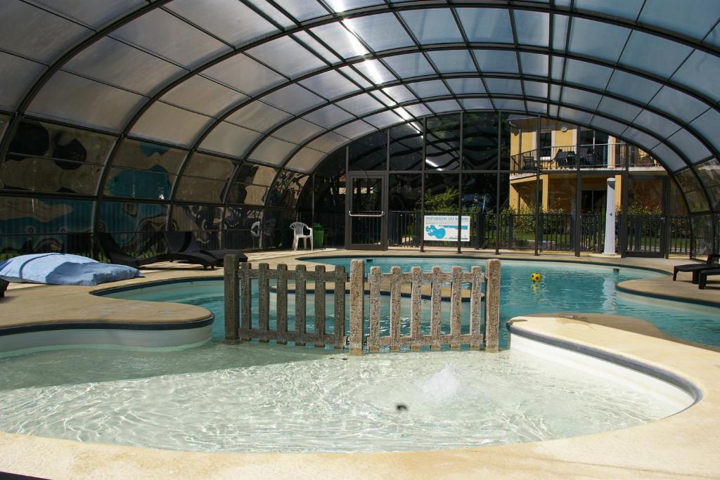 Residence Le Bois Flotte Merville-Franceville-Plage Exterior foto
