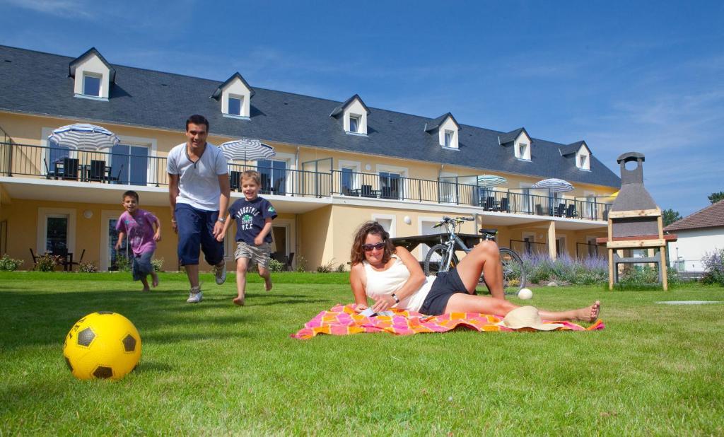 Residence Le Bois Flotte Merville-Franceville-Plage Exterior foto